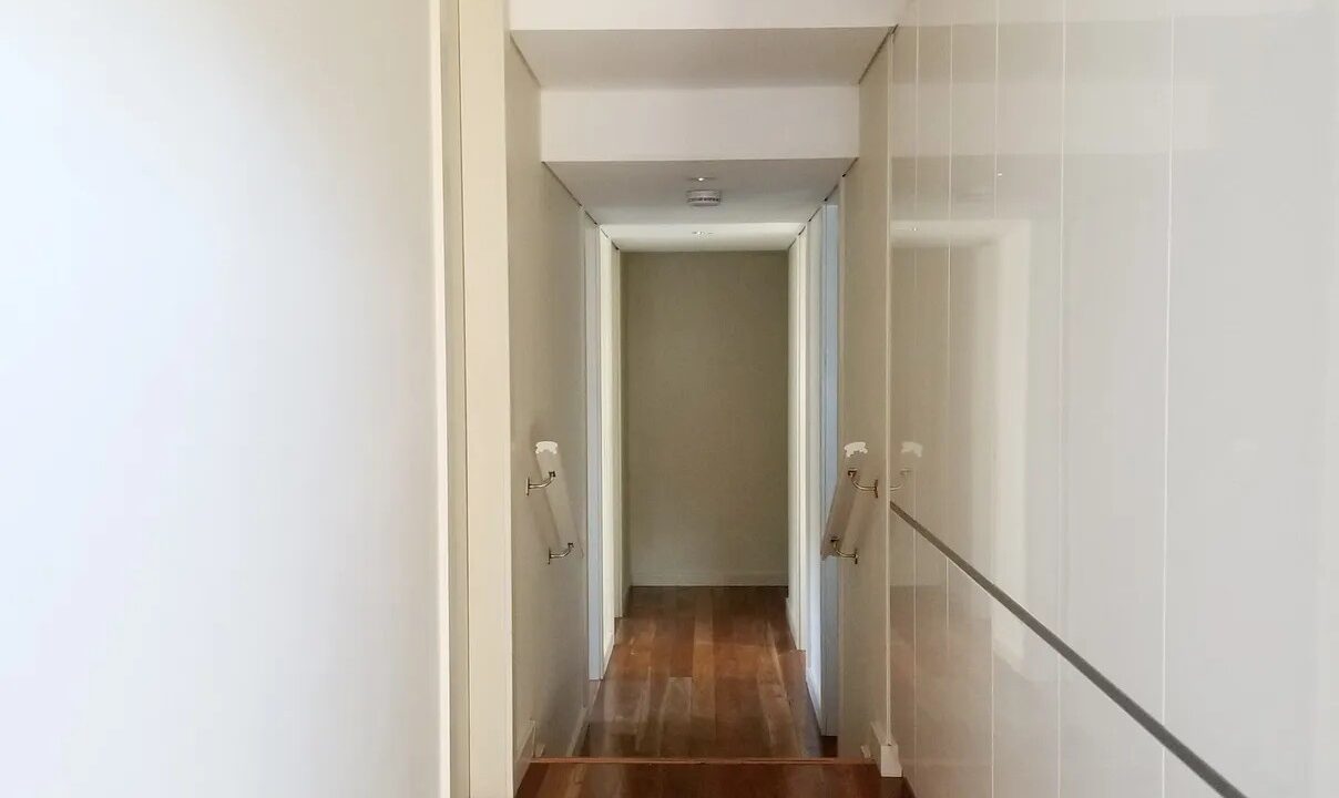 2017094343_4_1_210702_070805-w2138-h2859